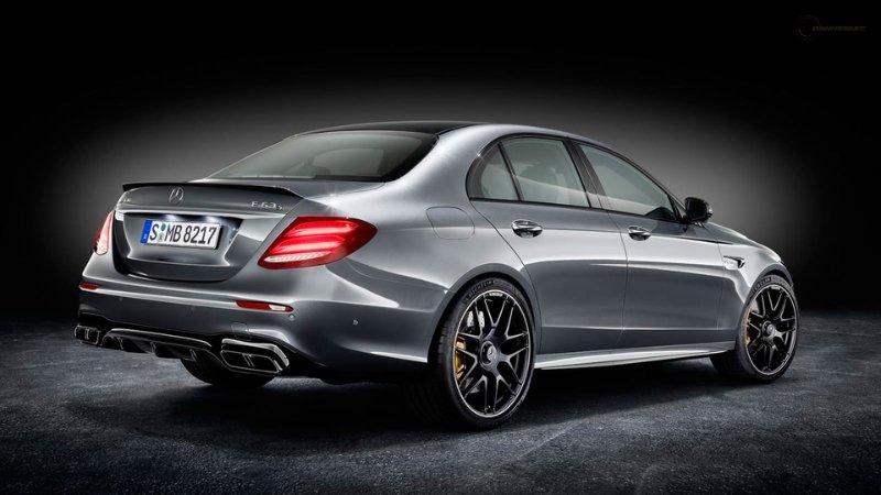 Mercedes AMG E63 02